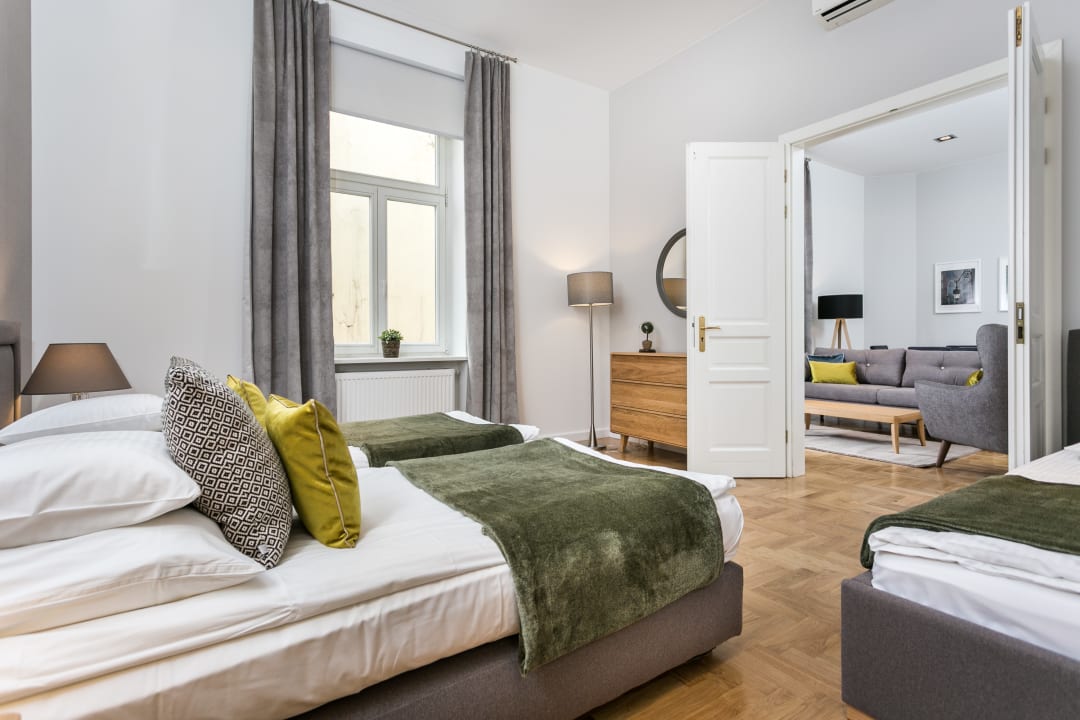 Zimmer Aparthotel Venetian House Market Square