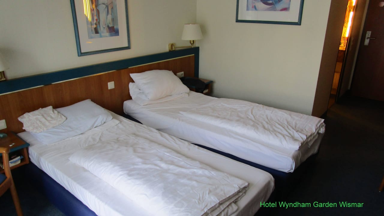 Geräumiges Zimmer Hotel Wyndham Garden Wismar