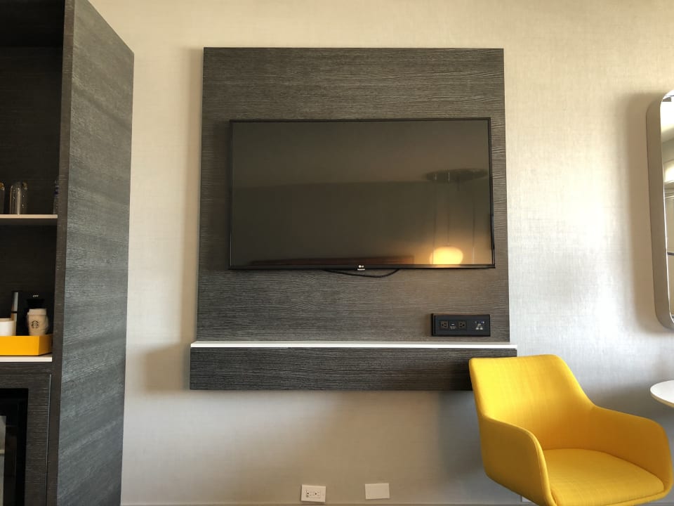 Zimmer Hyatt Regency Los Angeles International Airport