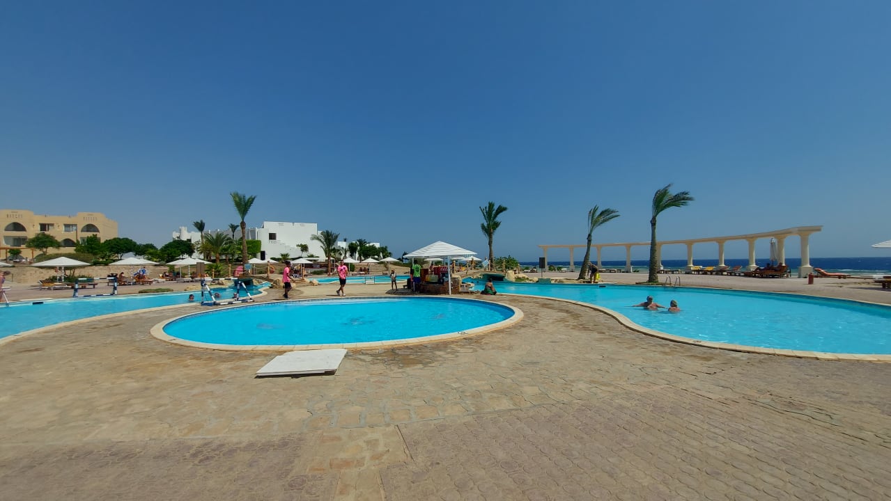 Pool Three Corners Equinox Beach Resort