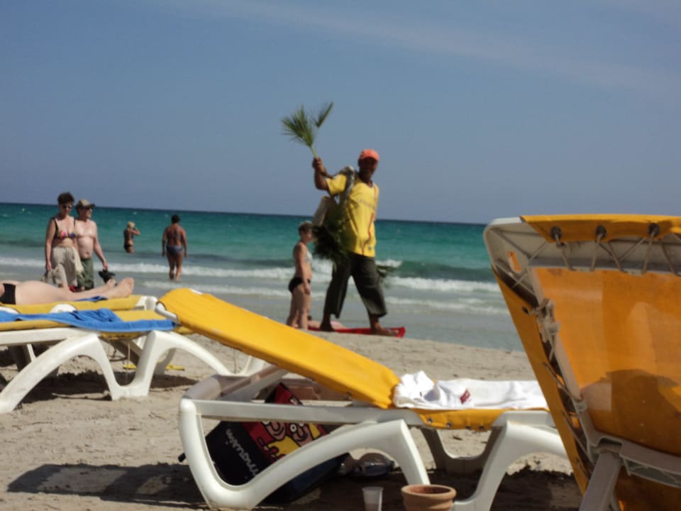 Händler am Strand Nour Palace Resort & Thalasso