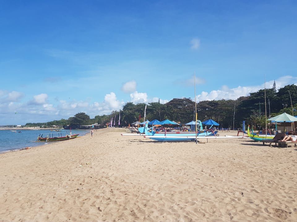 Strand Kayumanis Sanur Private Villa & Spa