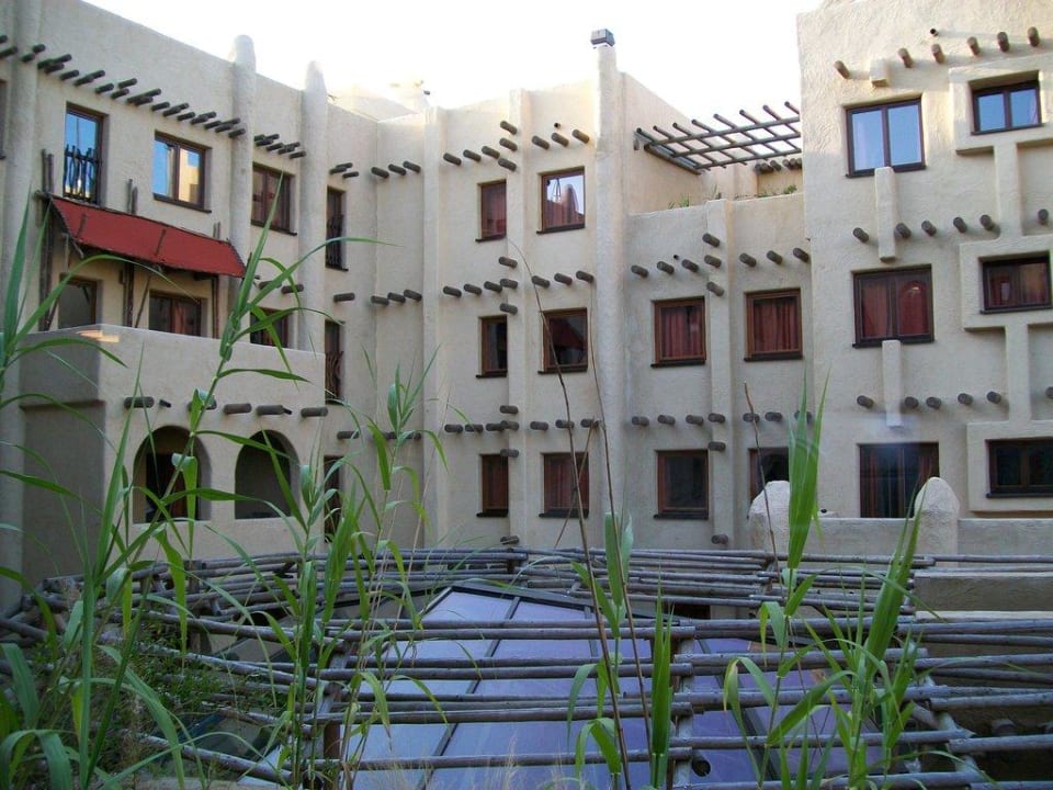 Aussenansicht Hotel Matamba - Phantasialand Erlebnishotel
