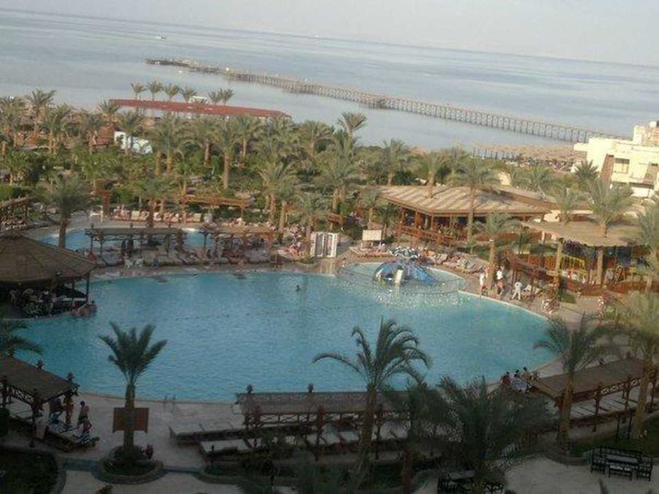 Территория отеля Le Jardin Aqua Park Resort