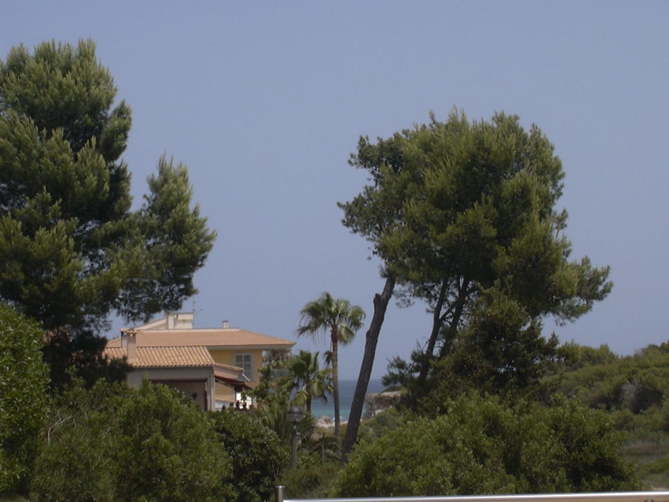 Blick vom Hotel zum Strand Hotel Exagon Park