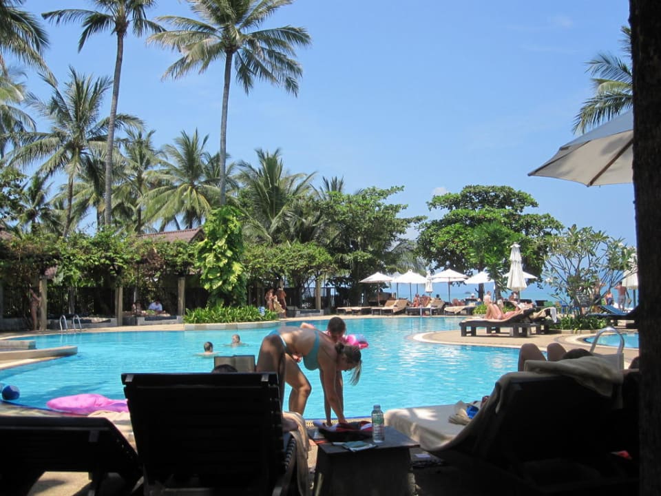Blick über Pool NH Collection Samui Peace Resort