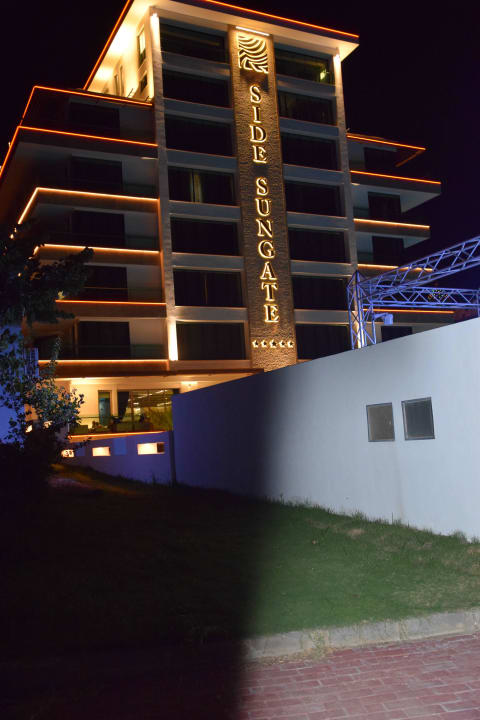 Hotel beleuchtet Side Sunport Hotel & Spa