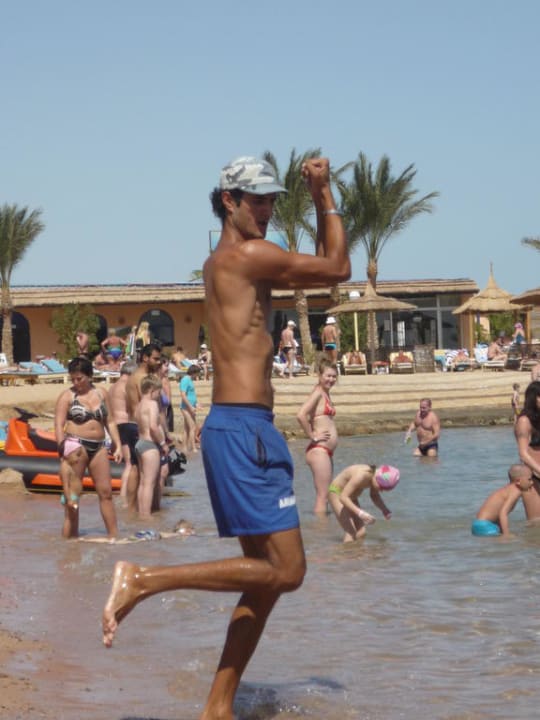 Gymastik am Strand Beach Albatros Resort