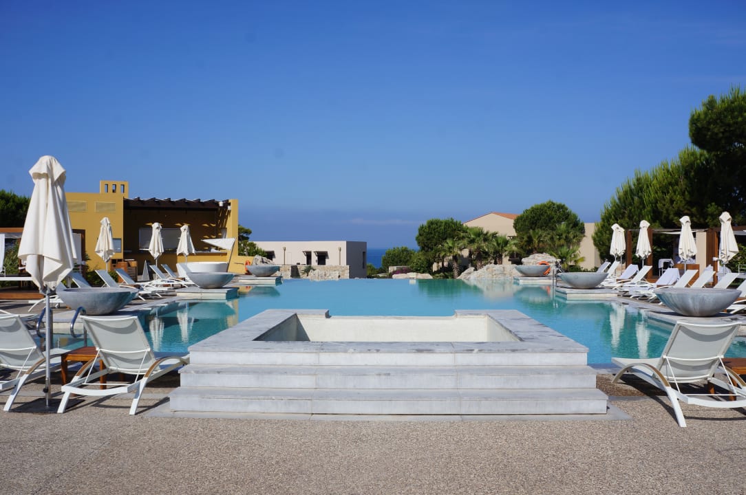 Pool The Westin Resort Costa Navarino