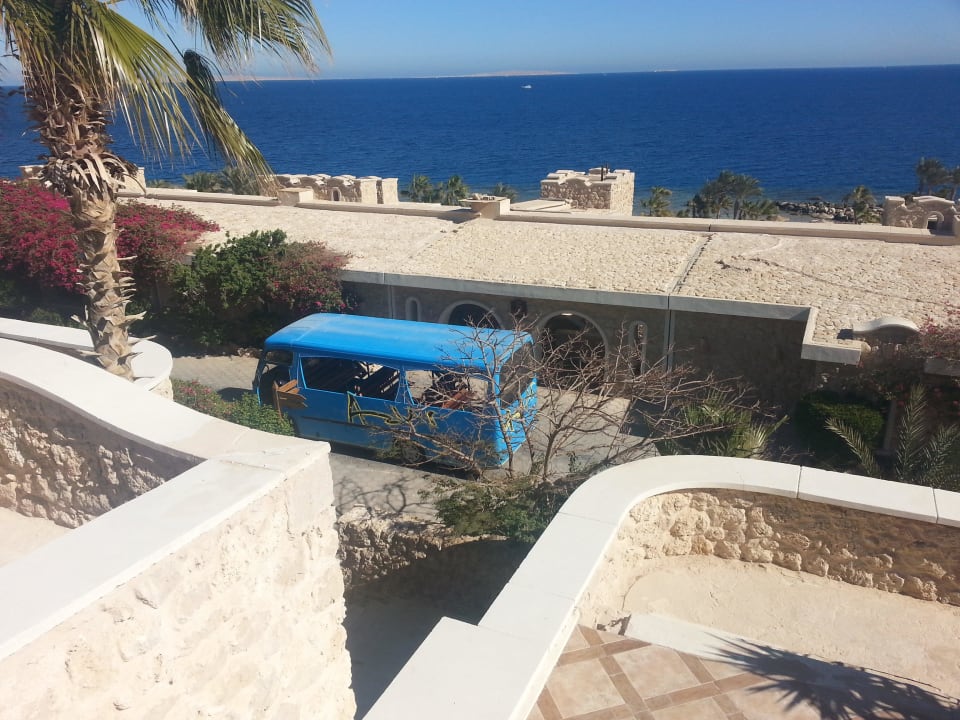 Aussicht von der Terrasse / Hotelbus Pickalbatros Citadel Resort