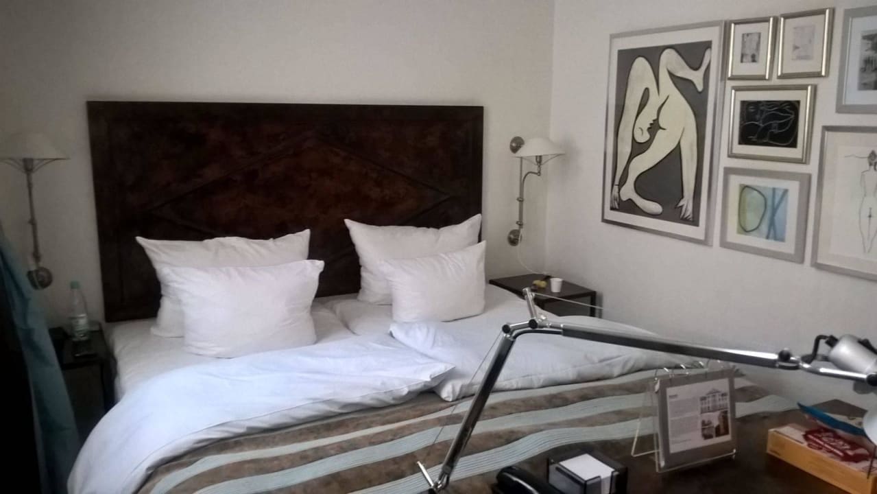 Stadnart DZ: sehr bequemes  Doppelbett  Hotel Kong Arthur