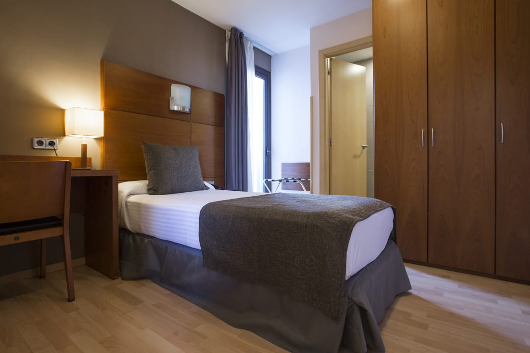 Zimmer Hotel Via Augusta