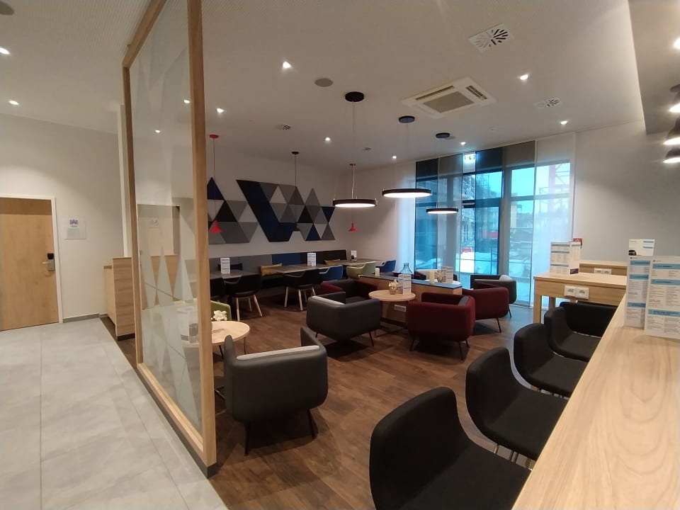 Lobby Holiday Inn Express Fulda