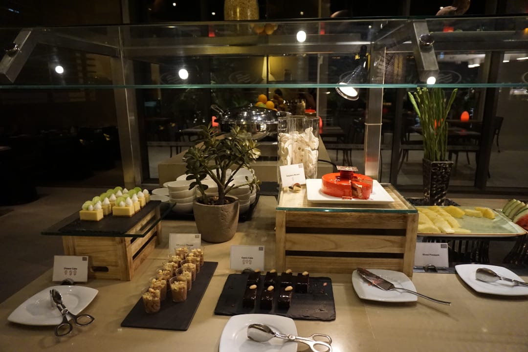 Gastro Crowne Plaza Hotel Yas Island