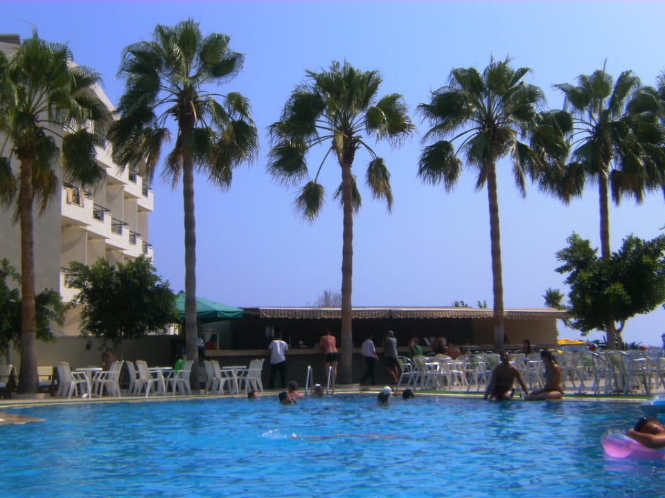 Pool Nerton Hotel - Erwachsenenhotel ab 16 Jahren