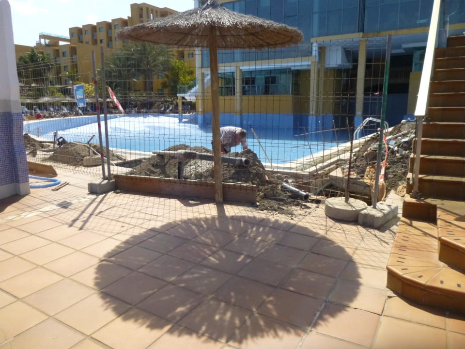 Schöne Bauarbeiten und Lärm, entspannung pur SBH Club Paraiso Playa