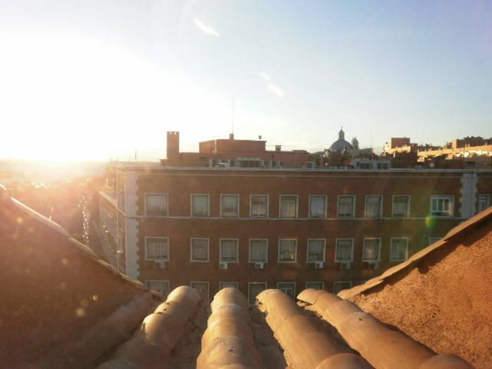 Aus dem Dachfenster Hotel Puerta de Toledo
