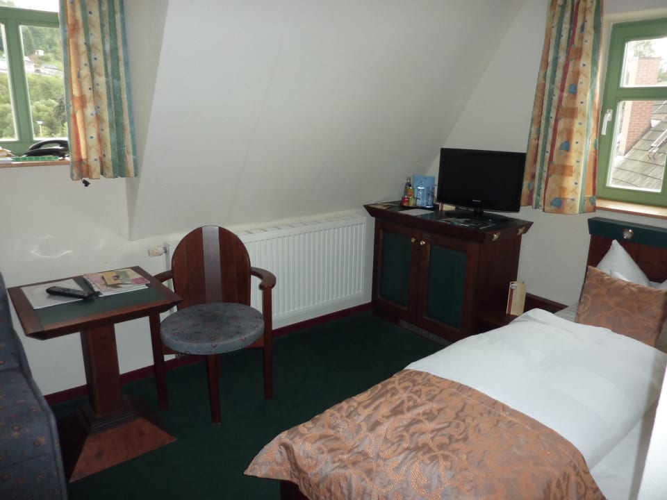 Innenansicht von Zimmer Nr. 27 Hotel Saigerhütte