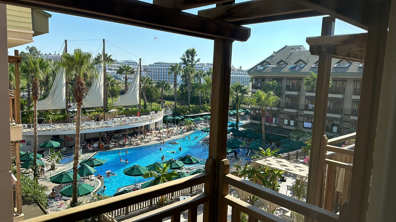 Pool Can Garden Resort