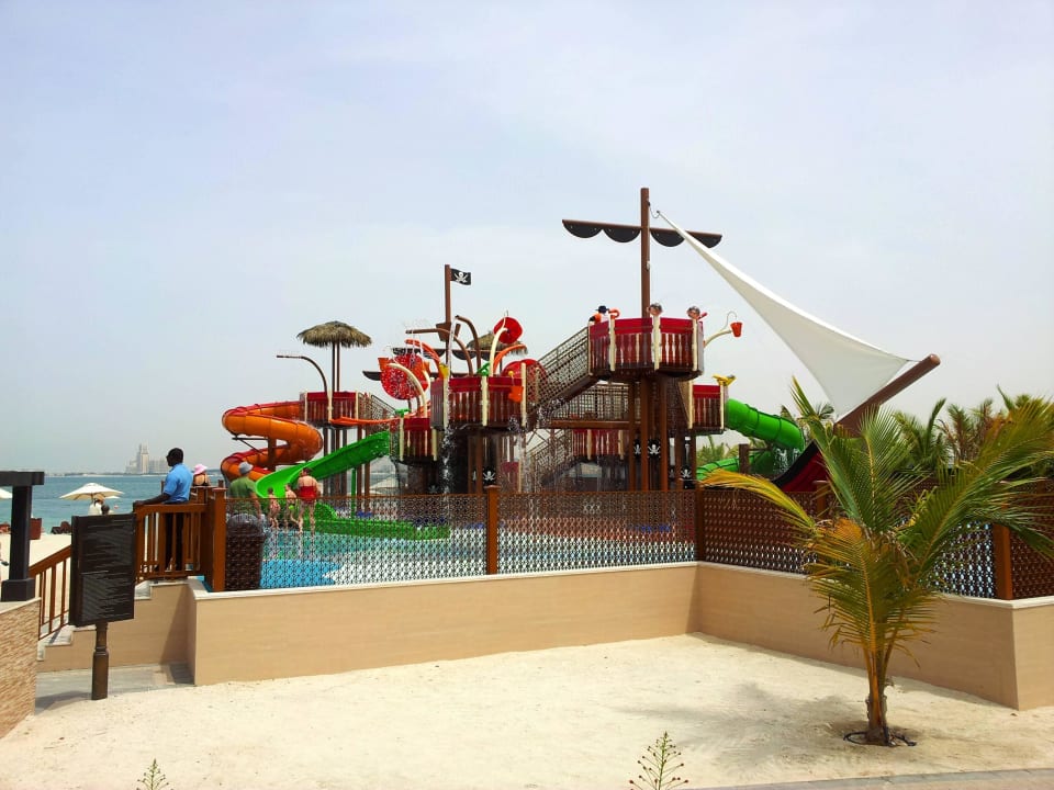 Wasserspielplatz DoubleTree by Hilton Resort & Spa Marjan Island