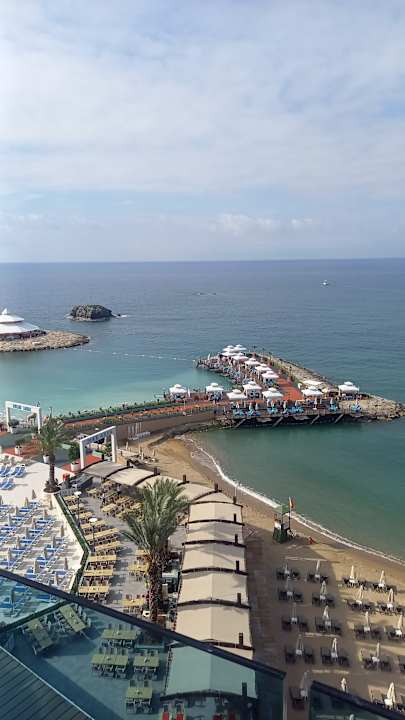 Außenansicht Granada Luxury Okurcalar