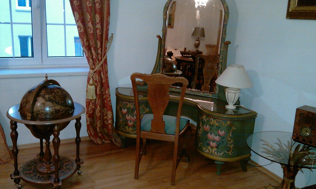 Und noch mehr Möbel - wers mag! Hotel Mariahilf