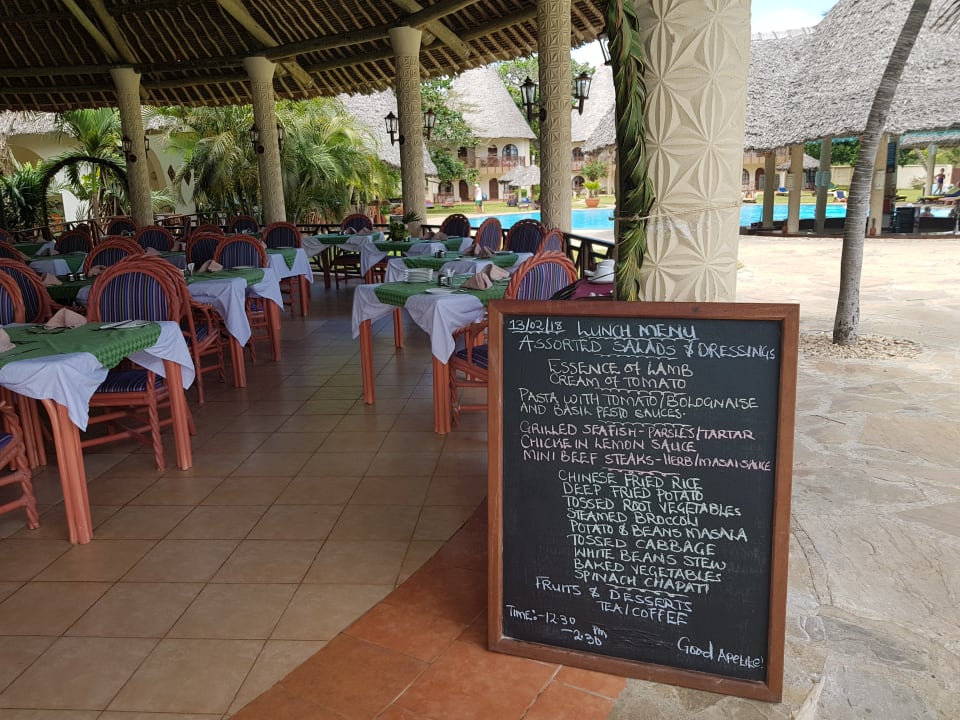 Gastro Neptune Paradise Beach Resort & Spa