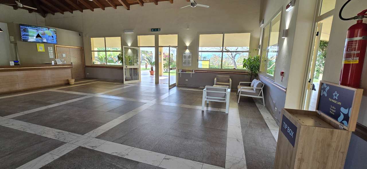 Lobby TUI MAGIC LIFE Calabria