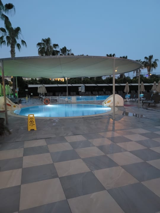 Pool Hane Family Resort