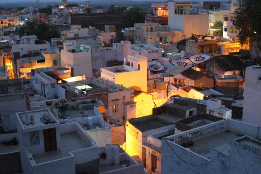 Ausblick auf die Stadt Hotel Deogarh Mahal