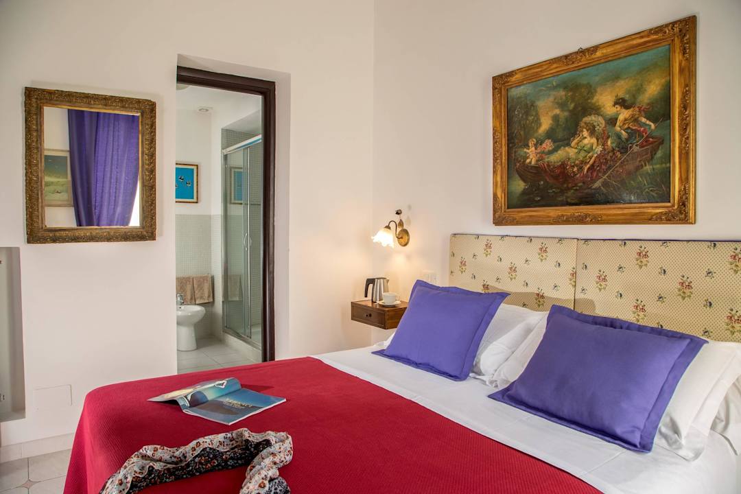 Double Room Roma Central Guest House