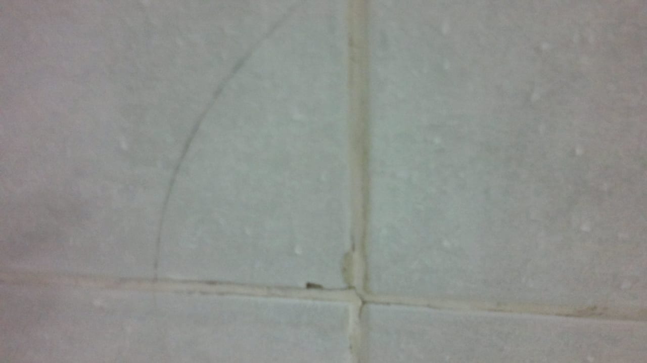 So darf ein Bad nicht aussehen.  Sunrise Queen Luxury Hotel