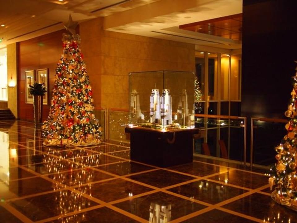 Lobby Tower  Grosvenor House Dubai