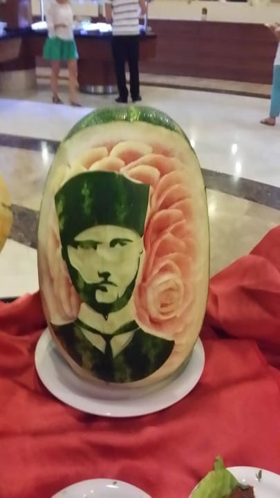 Tolles Büffet Seaden Sea World Resort & Spa