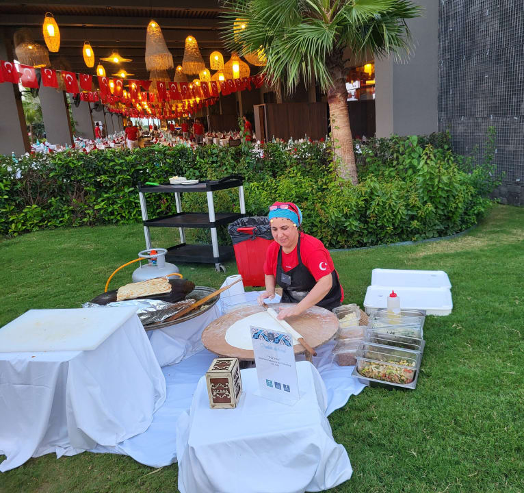 Gastro Jacaranda Luxury Resort