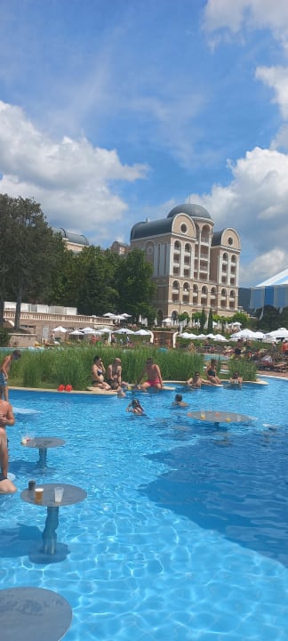 Pool Sunny Dream Family Apartment