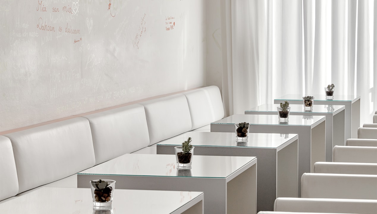 Lobby Hotel The Pure