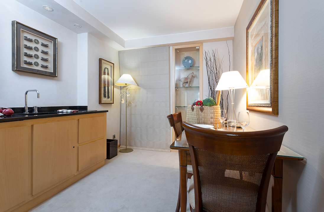 Zimmer Suites del Mar Fenals