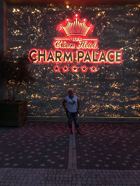 Außenansicht Well Palace Side