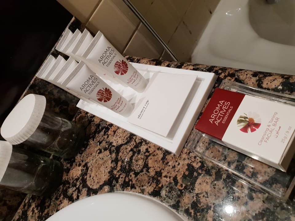 Zimmer Delta Hotels by Marriott Jumeirah Beach