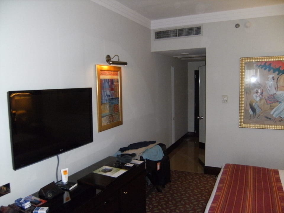Großes Zimmer Le Meridien Abu Dhabi Resort
