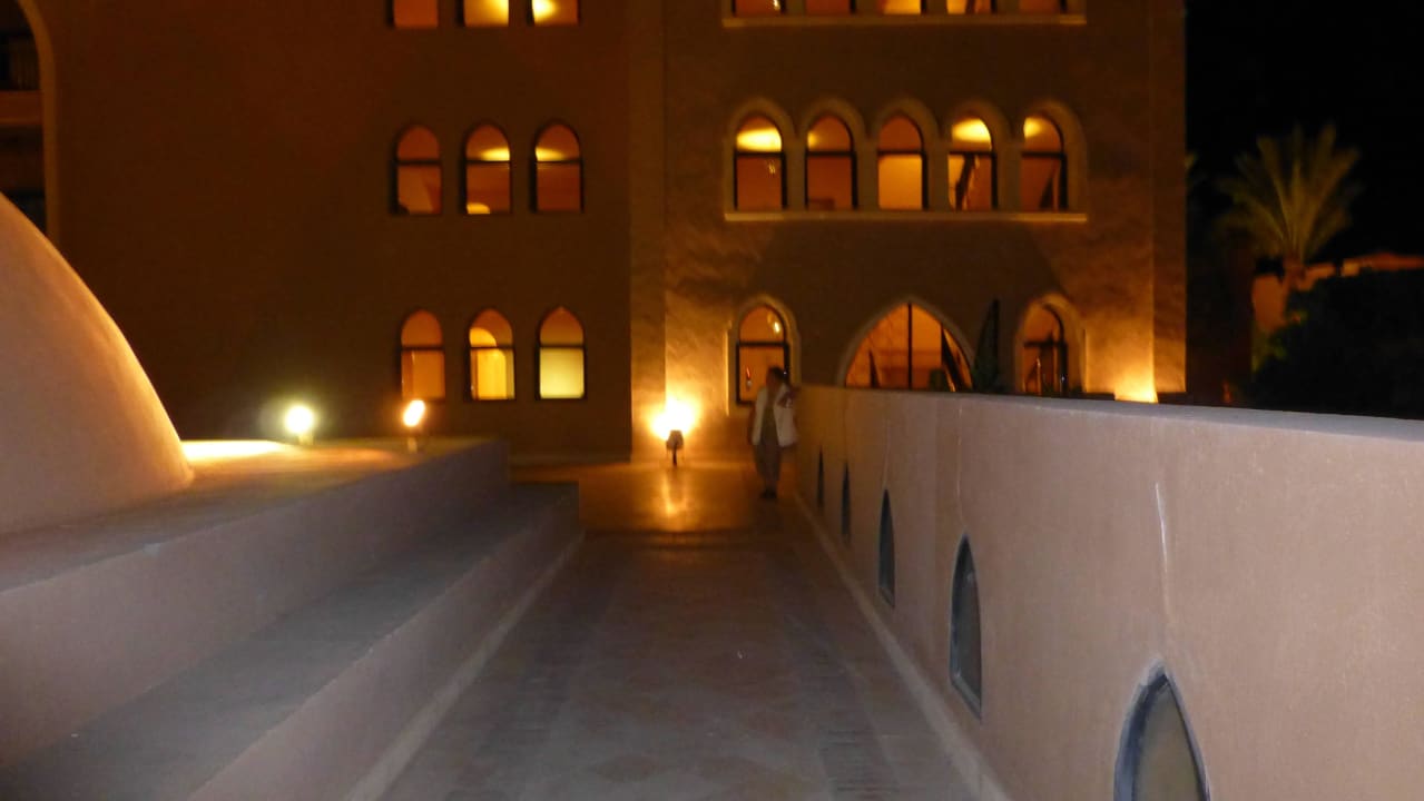 Der Weg zum Grand Makadi Makadi Palace