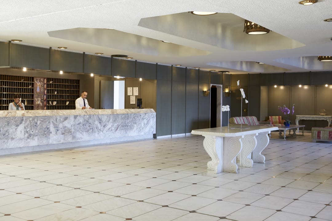 Lobby Pallini Beach Hotel
