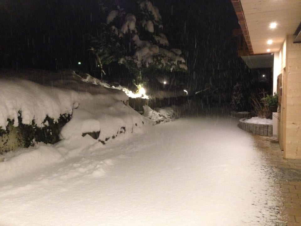 Schnee Gästehaus Hörnerblick