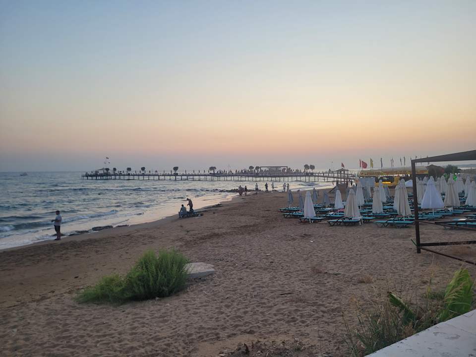 Strand Seaden Valentine Resort & Spa