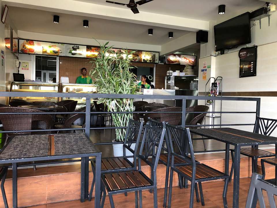 Gastro Olympus Plaza Hotel