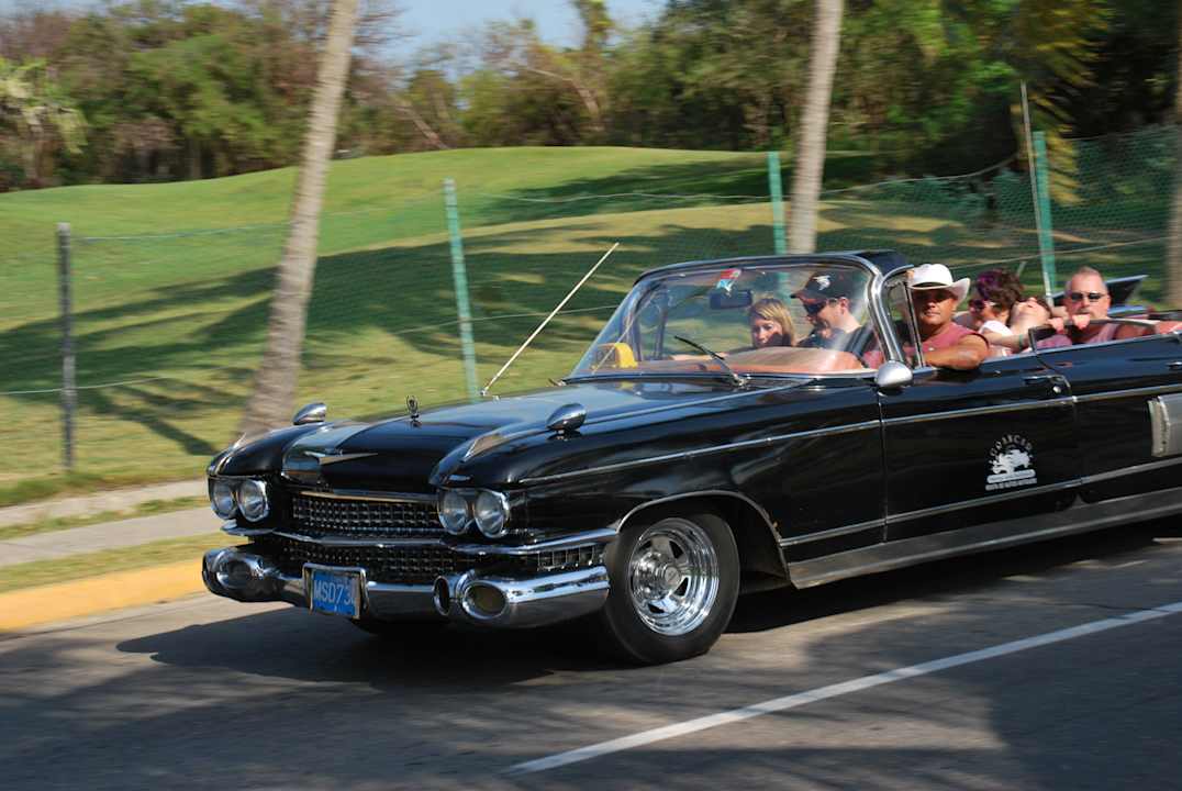 Oldtimer-Taxi Blau varadero - Adults only