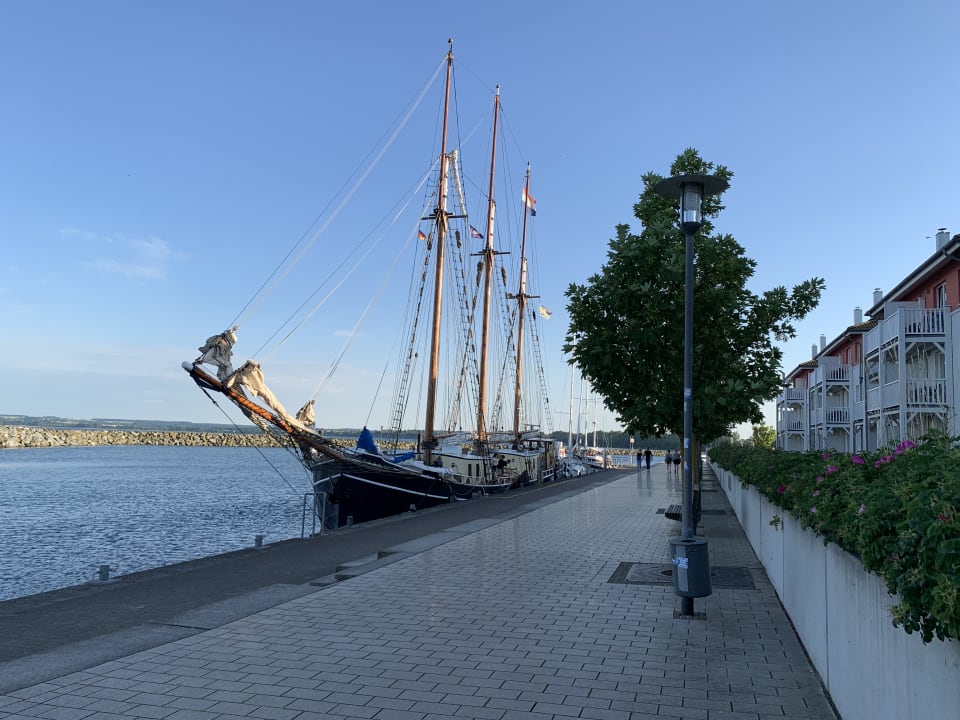 Außenansicht BEECH Resort Boltenhagen