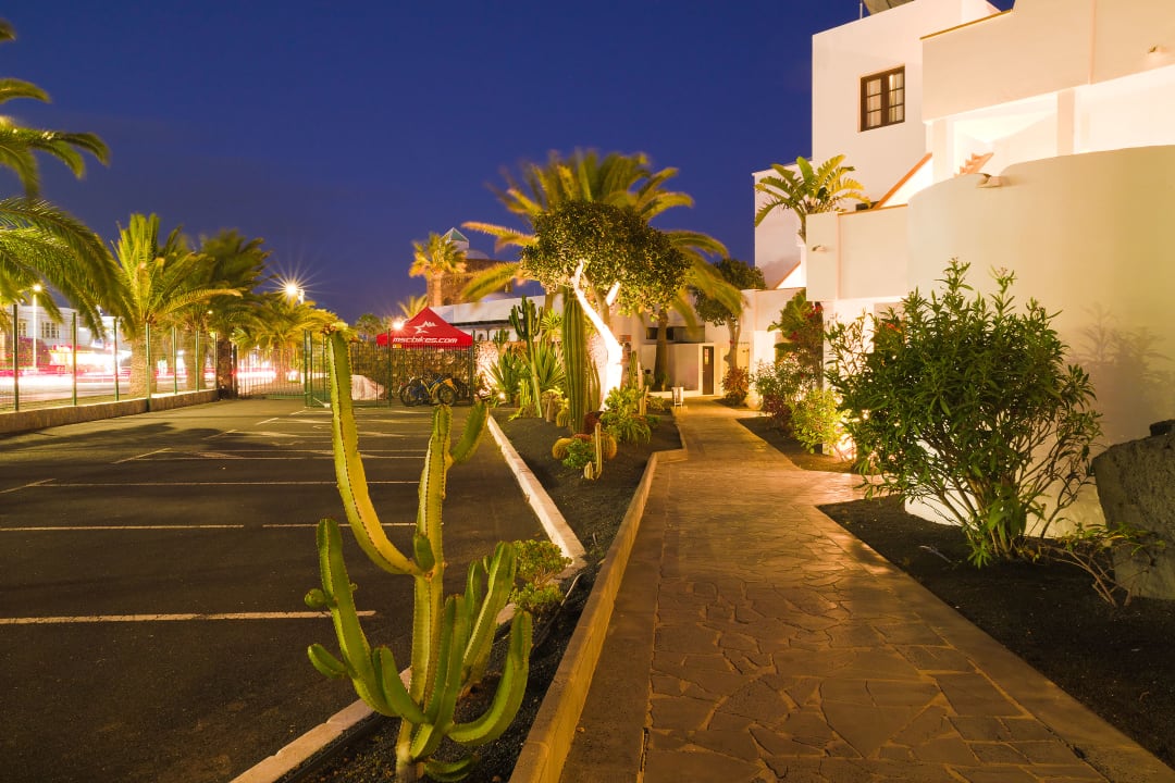 Außenansicht allsun App.-Hotel Albatros