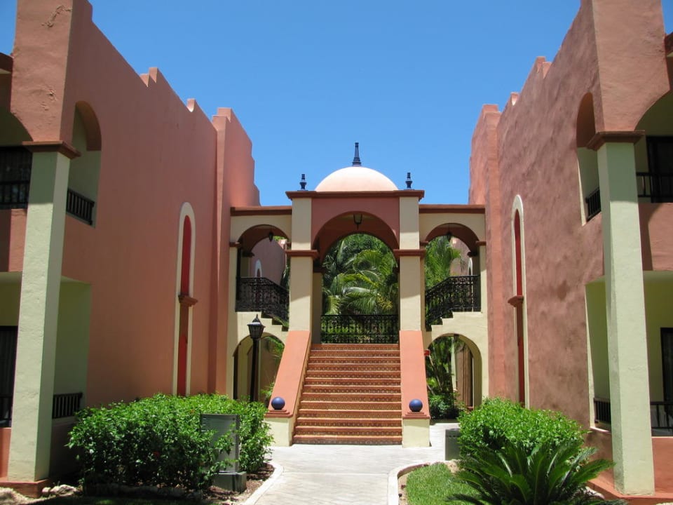 Zugang zu den Zimmern Hotel Riu Tequila